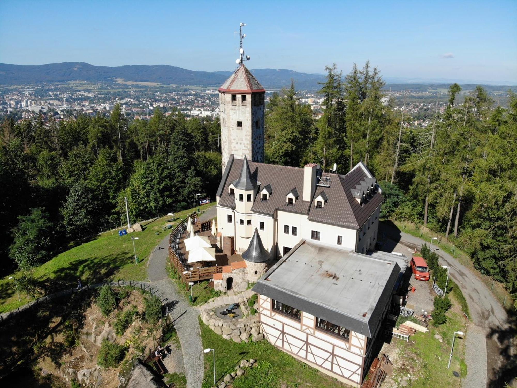 Wellness Hotel Liberecka Vysina Kültér fotó
